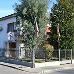 My Way Bed & Breakfast 2*