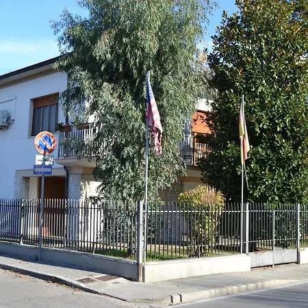 My Way Bed & Breakfast 2*