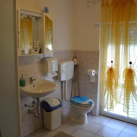 My Way Bed & Breakfast 2*
