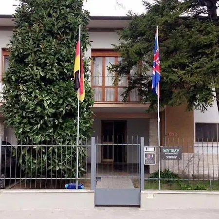 My Way לינה וארוחת בוקר