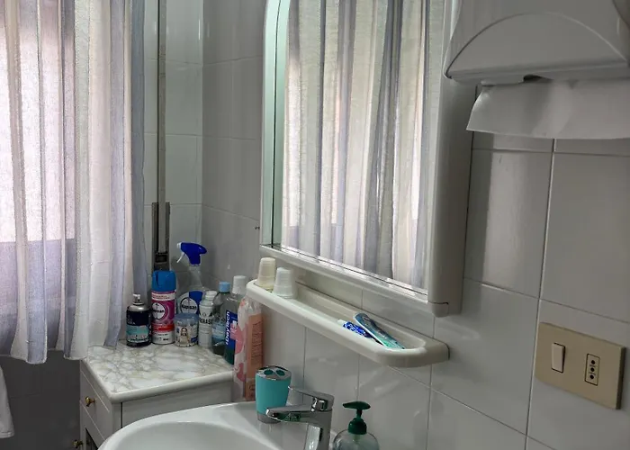 לינה וארוחת בוקר My Way פיזה