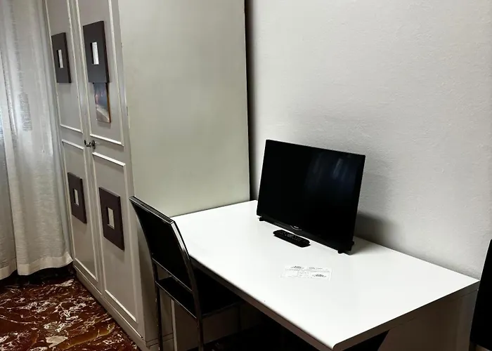 My Way לינה וארוחת בוקר 2*