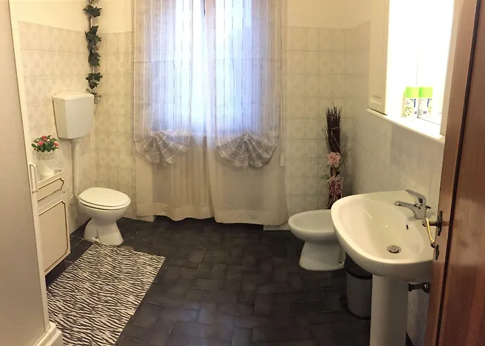 לינה וארוחת בוקר My Way 2*