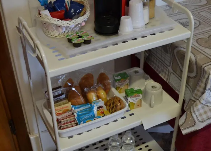 לינה וארוחת בוקר My Way פיזה